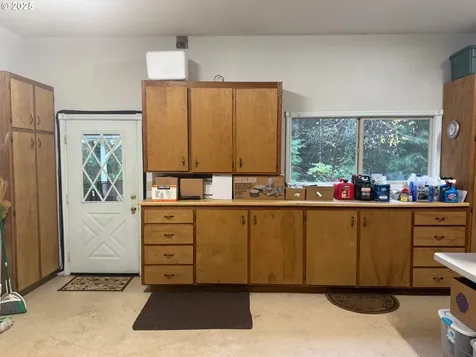 84226 Clear Lake Road Florence OR 97439