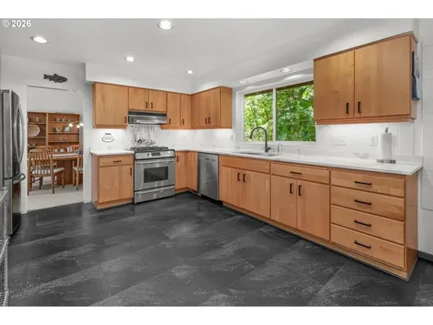 6 Goya Street Lake Oswego OR 97035