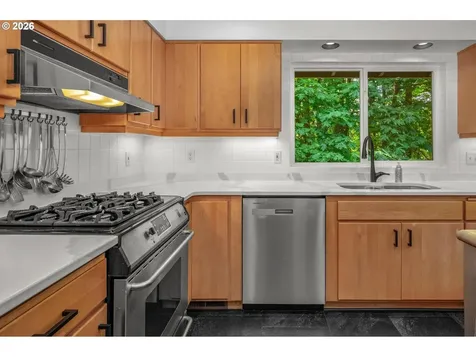 6 Goya Street Lake Oswego OR 97035