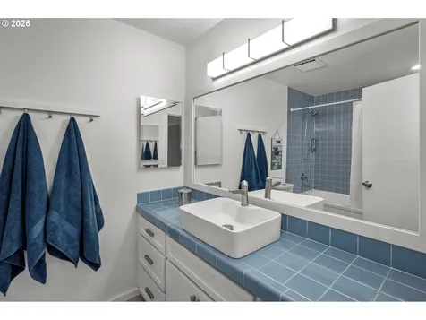 6 Goya Street Lake Oswego OR 97035