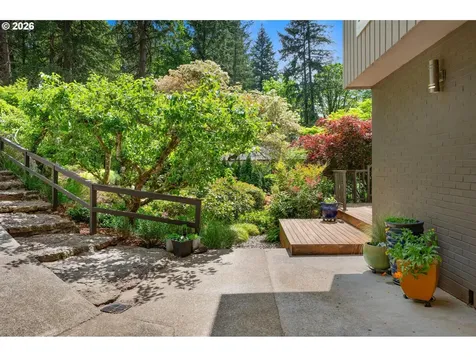 6 Goya Street Lake Oswego OR 97035