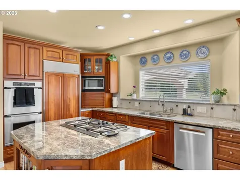 175 Echo Canyon Lane Roseburg OR 97471