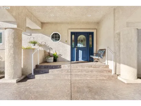 175 Echo Canyon Lane Roseburg OR 97471