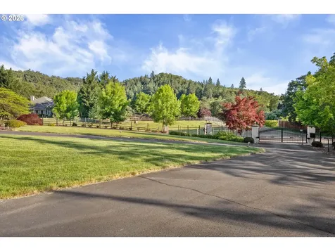 175 Echo Canyon Lane Roseburg OR 97471