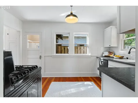 4320 Cornwall Street West Linn OR 97068