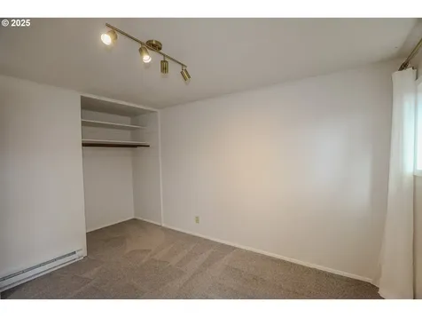 1767 NW Crouch Street Roseburg OR 97471