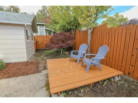 1767 NW Crouch Street Roseburg OR 97471
