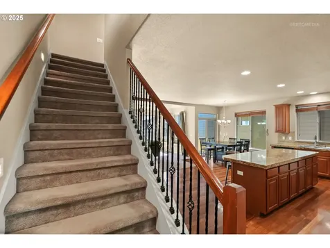 9172 SW Soprano Lane Portland OR 97225