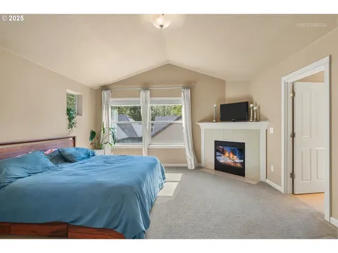 9172 SW Soprano Lane Portland OR 97225