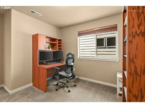 9172 SW Soprano Lane Portland OR 97225