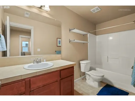 9172 SW Soprano Lane Portland OR 97225