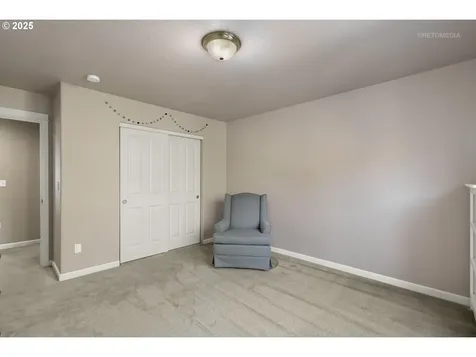 9172 SW Soprano Lane Portland OR 97225