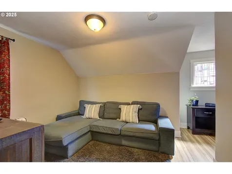 2410 Algona Drive Vancouver WA 98661