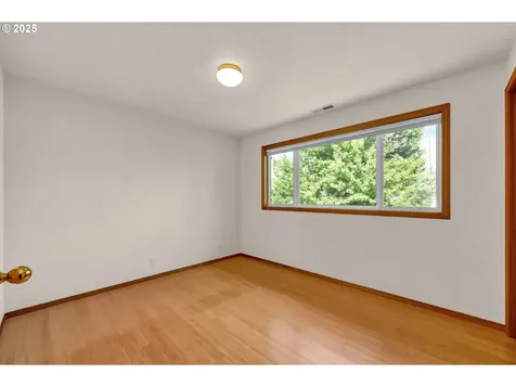 4095 Eddystone Place Eugene OR 97404