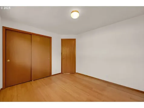4095 Eddystone Place Eugene OR 97404