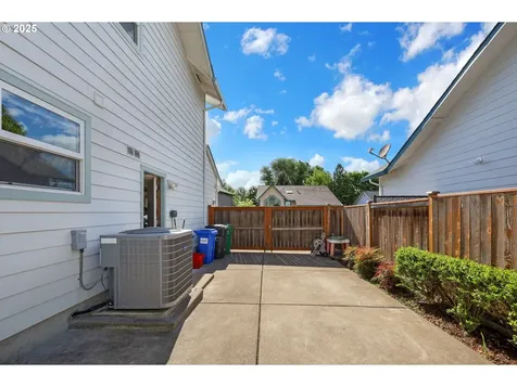 4095 Eddystone Place Eugene OR 97404