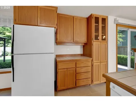 4095 Eddystone Place Eugene OR 97404