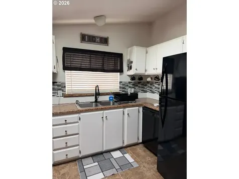 1570 Kallakalla Court Florence OR 97439