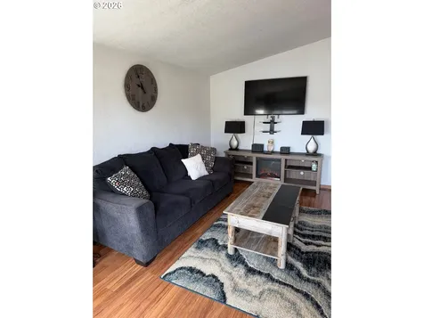 1570 Kallakalla Court Florence OR 97439