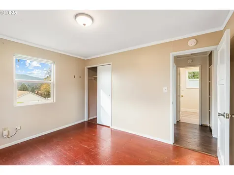 532 2nd Street Elkton OR 97436