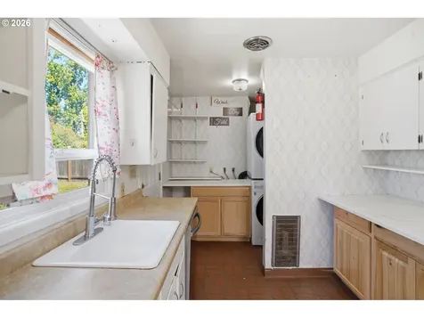 300 N Lieser Road Vancouver WA 98664