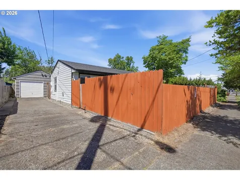300 N Lieser Road Vancouver WA 98664