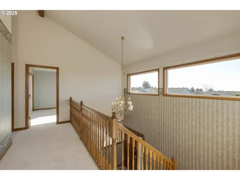 1060 NE 7th Drive Newport OR 97365