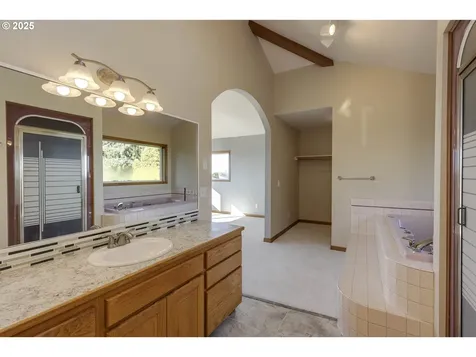 1060 NE 7th Drive Newport OR 97365