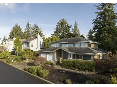 1060 NE 7th Drive Newport OR 97365