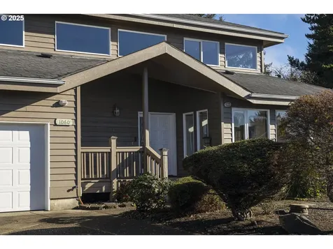 1060 NE 7th Drive Newport OR 97365