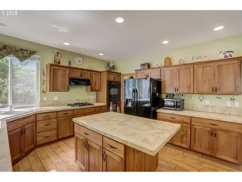 12330 SW Kelly Lane Portland OR 97223