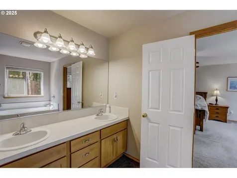 12330 SW Kelly Lane Portland OR 97223