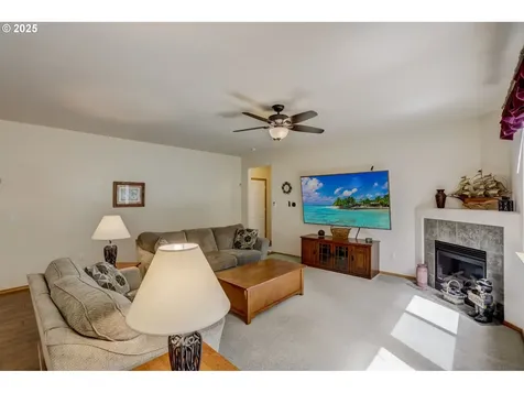 12330 SW Kelly Lane Portland OR 97223