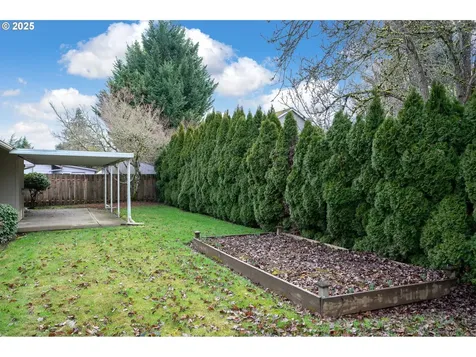 1928 Westport Street NW Salem OR 97304
