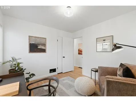 10920 NE Hancock Street Portland OR 97220