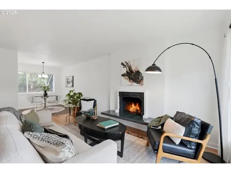 10920 NE Hancock Street Portland OR 97220