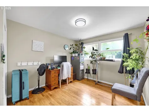 3451 Elmira Road Eugene OR 97402