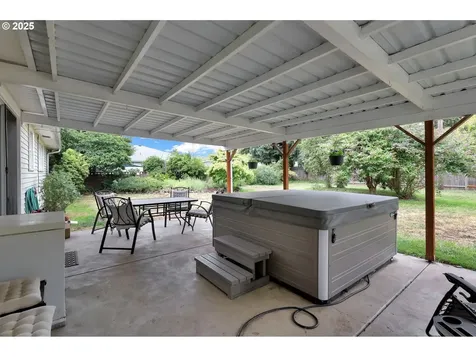 3451 Elmira Road Eugene OR 97402