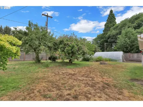 3451 Elmira Road Eugene OR 97402