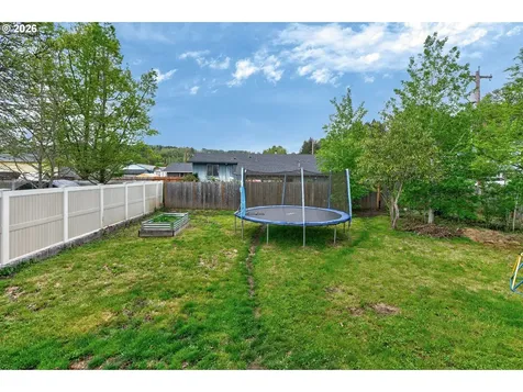 855 NE Yamhill Street Sheridan OR 97378