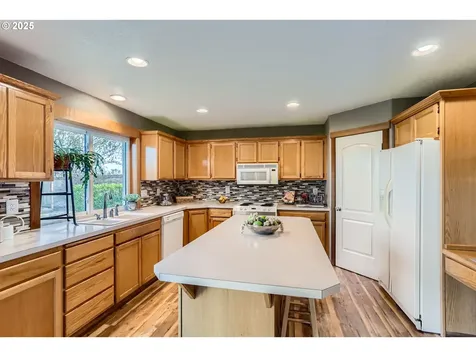 773 SE Boysen Lane Dundee OR 97115