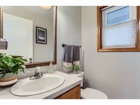 773 SE Boysen Lane Dundee OR 97115