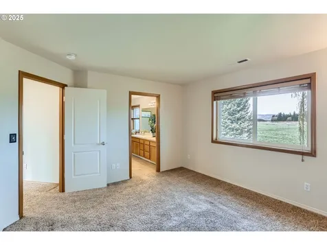 773 SE Boysen Lane Dundee OR 97115