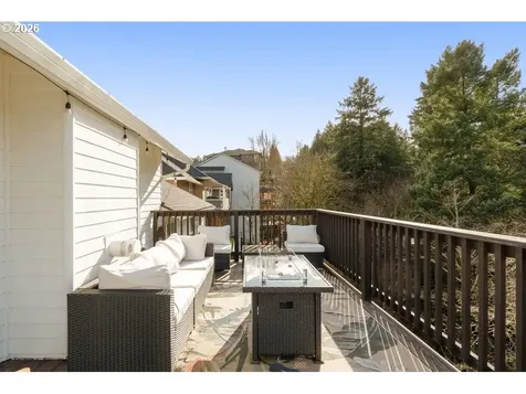 13261 SW Essex Drive Portland OR 97223