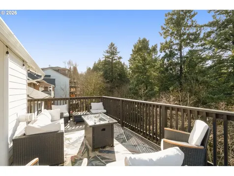 13261 SW Essex Drive Portland OR 97223