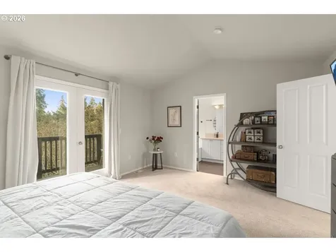 13261 SW Essex Drive Portland OR 97223