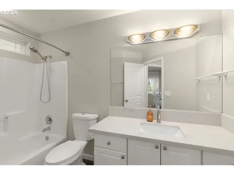 13261 SW Essex Drive Portland OR 97223