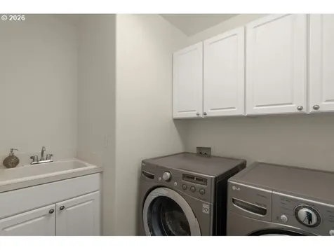13261 SW Essex Drive Portland OR 97223