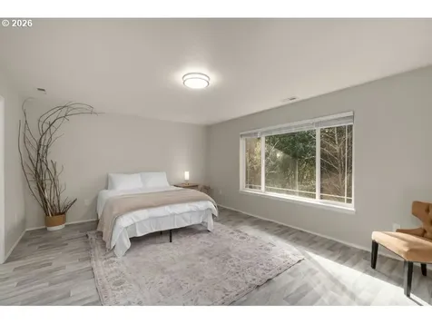 13261 SW Essex Drive Portland OR 97223