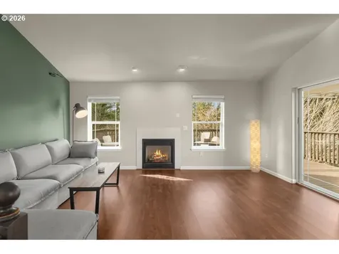 13261 SW Essex Drive Portland OR 97223